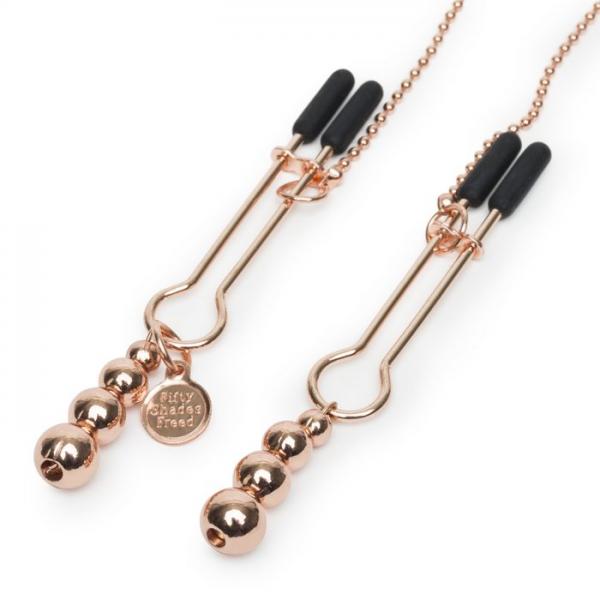 CNVELD-FSG69154_31508261244 Fifty Shades Freed All Sensation Nipple & Clitoral Chain - Image 1